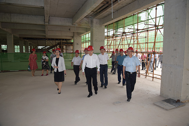 5e78819c054e5.jpg e15b94545edcdf4780e9214656053b4c.jpg