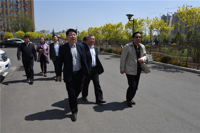 5e7ab6d7777d5.jpg 828625969df19e7eb26ee49fe0e4ff44.jpg