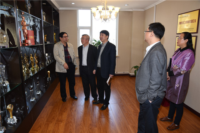 5e7ab6ed20f4c.jpg 145cacd6140ec58ed633ea26ad592a62.jpg